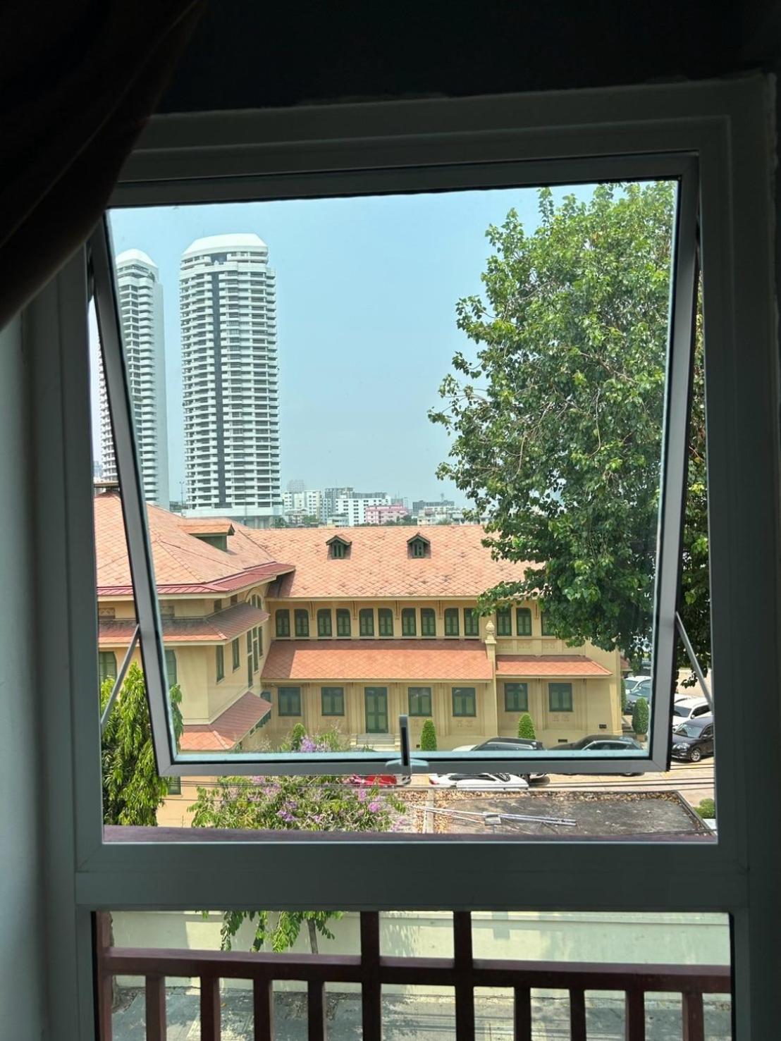 Happio Near Chabad House Hotel Bangkok Kültér fotó